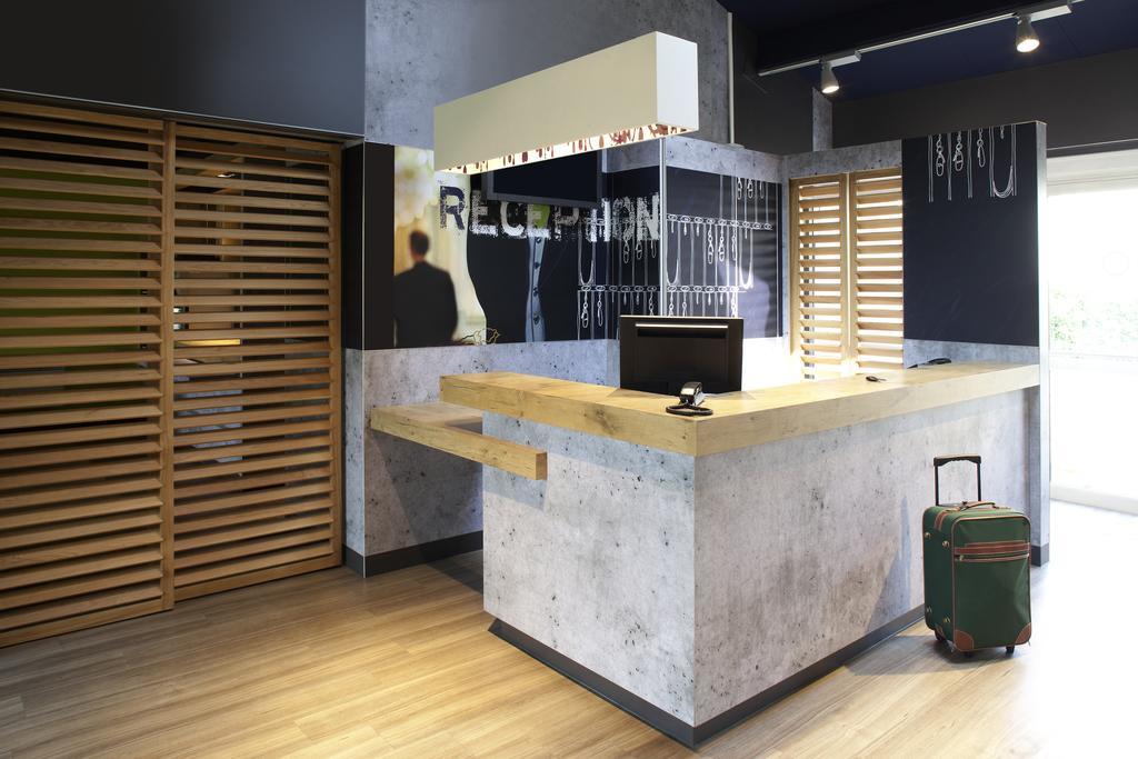 Ibis Budget Tarbes Exterior foto