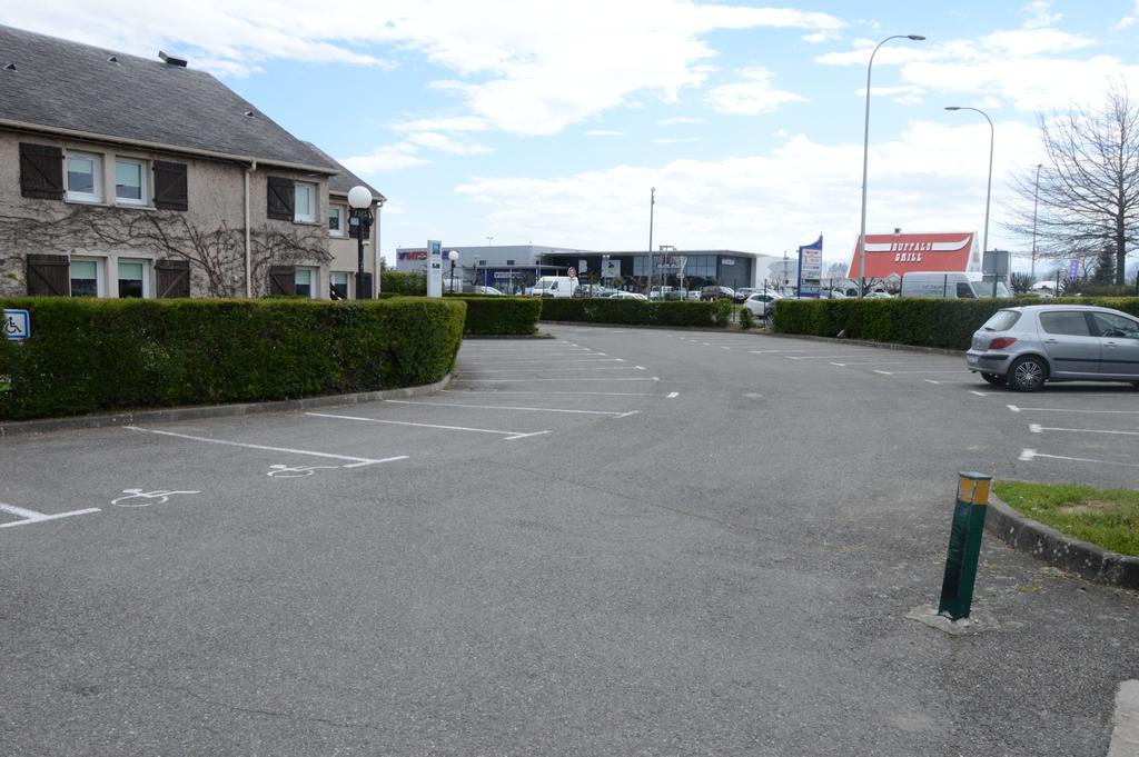 Ibis Budget Tarbes Exterior foto