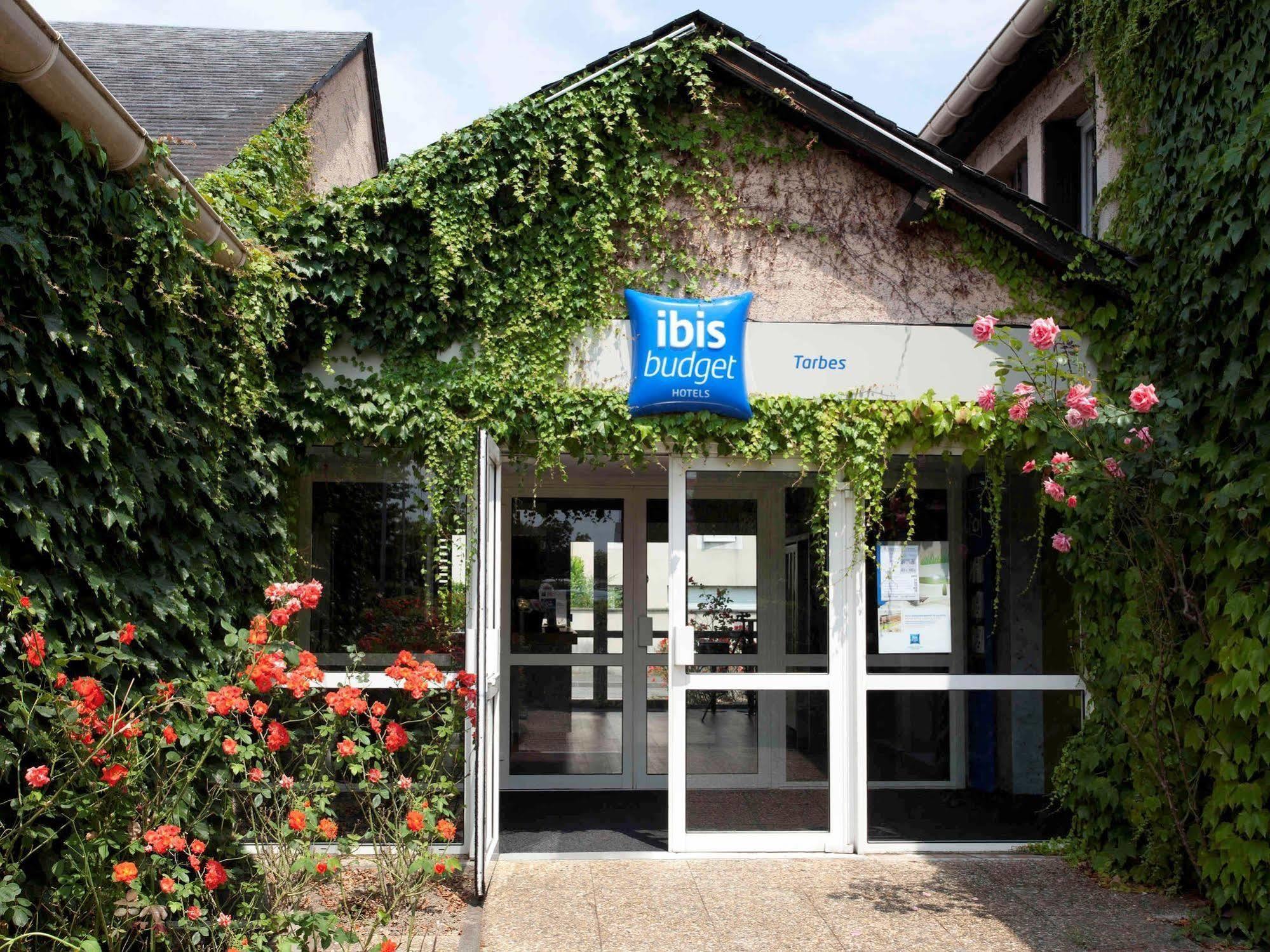 Ibis Budget Tarbes Exterior foto